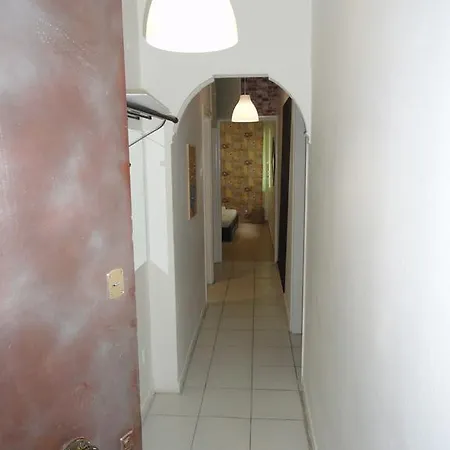 Apartment Svolou 42b